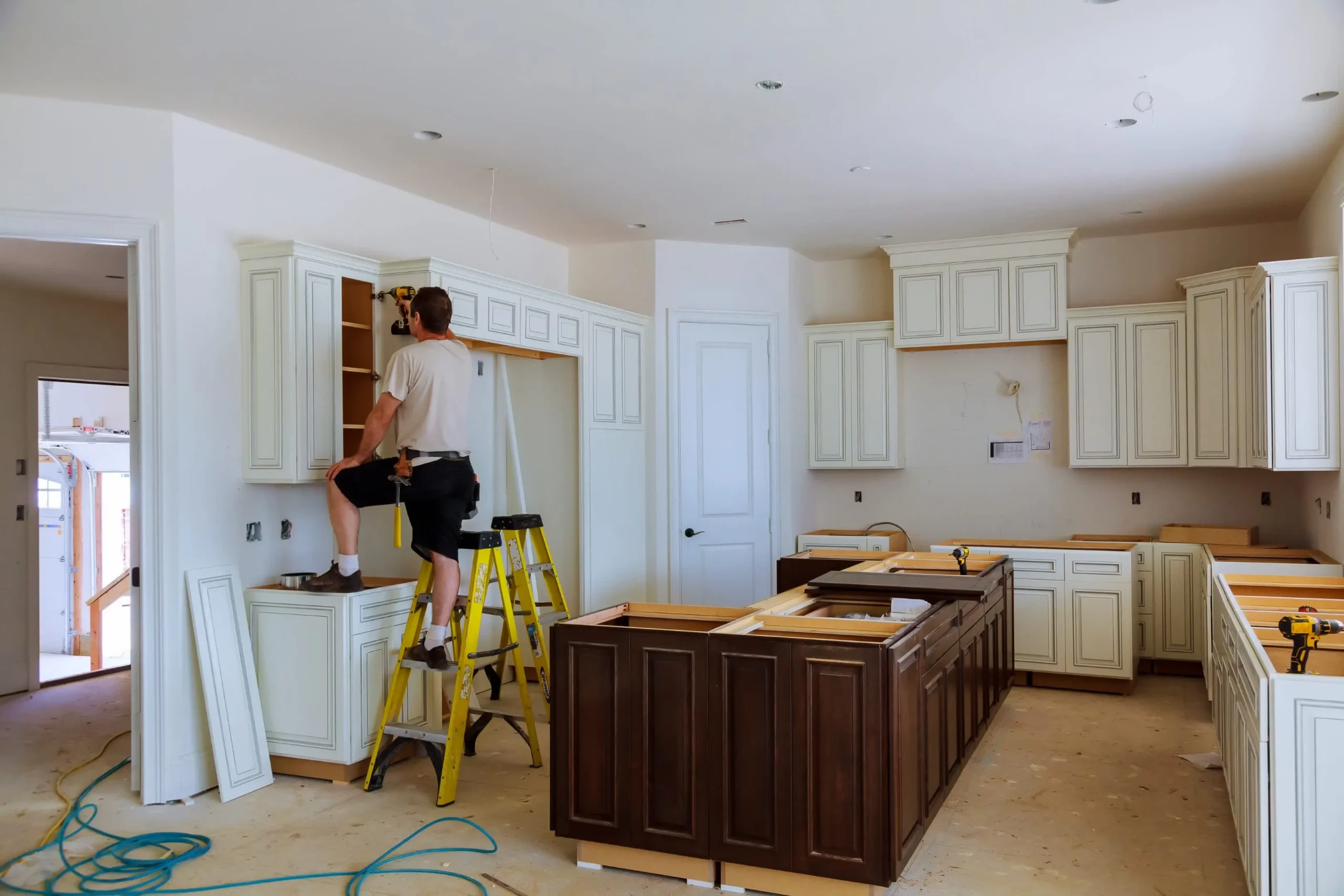 Cabinet Installation & Refinishing